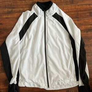 White Athletic Zip-up 👟🤍